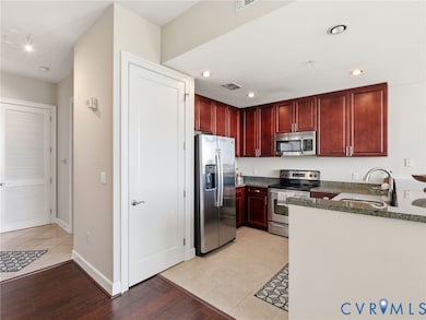 Vistas on the James unit U806, Richmond, VA 23219 - photo 5