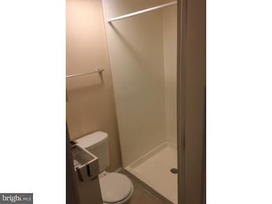 918 Kimber St, Camden, NJ 08102 - photo 7