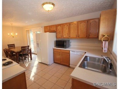 26 Smoke Tree Rd, Candler, NC 28715 - photo 6