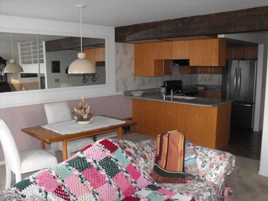Living to Kitchen