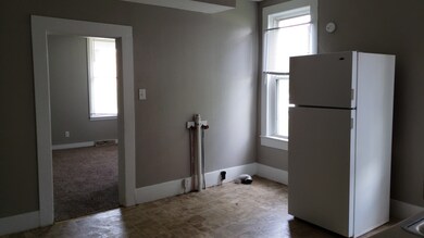 712 N Walnut St, Muncie, IN 47305 - photo 6