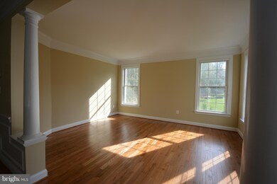 5501 Crofton Green Dr, Fairfax, VA 22030 - photo 5