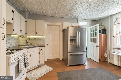 210 S 5th St, Perkasie, PA 18944 - photo 5