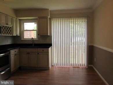 6802 Hawthorne St, Hyattsville, MD 20785 - photo 6