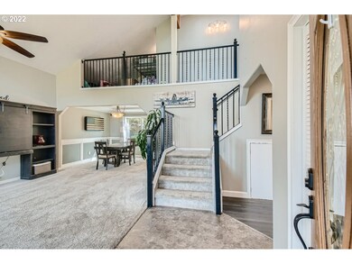 2202 SW Northstar Way, Troutdale, OR 97060 - photo 3