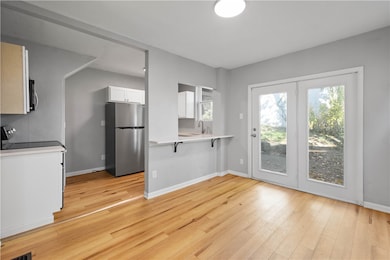 243 Castle Shannon Blvd unit 243, Mt. Lebanon, PA 15228 - photo 7