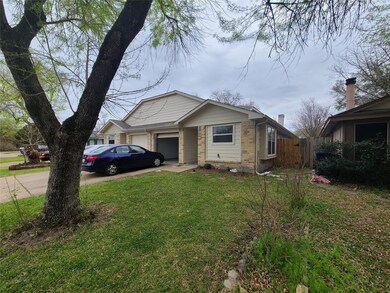 11012 Tridens Ct, Houston, TX 77086 - photo 3