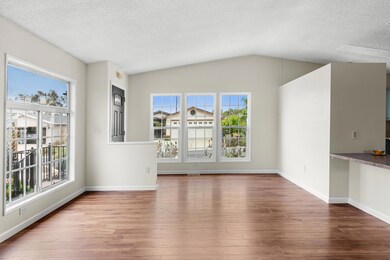 6_3279 ridge view dr-6