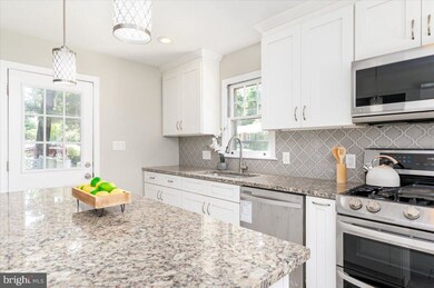 8904 Spring Ave, Lanham, MD 20706 - photo 6