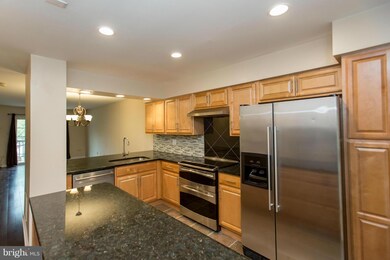 3837 Water Drop Ct, Burtonsville, MD 20866 - photo 6