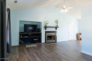 128 Settlers Cir, Jacksonville, NC 28546 - photo 3