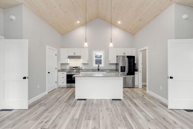 22 8th St, Old Orchard Beach, ME 04064 - photo 5