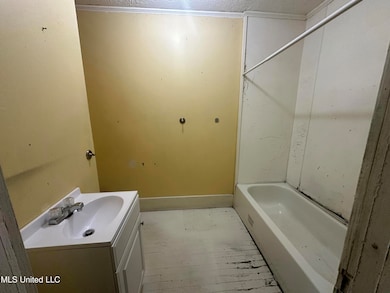 429 1st Ave NE, Magee, MS 39111 - photo 5