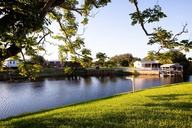 826 Cardinal Rd, Cocoa, FL 32926 - photo 4