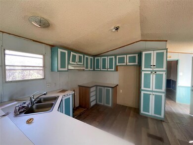 331908 Shadow Wood Dr, Wellston, OK 74881 - photo 7