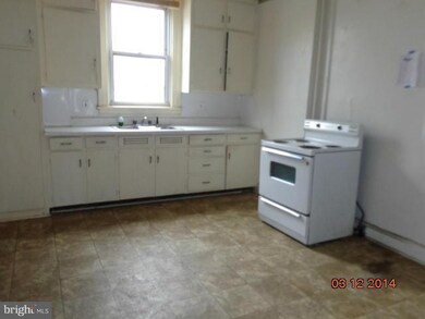 35 East Ave, Hagerstown, MD 21740 - photo 5