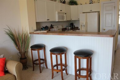 1102 Cambridge Rd unit 302-D, Kill Devil Hills, NC 27948 - photo 6