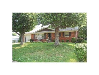 2716 Navajo Dr, New Albany, IN 47150 - photo 2