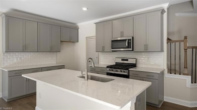 *photos are of model home and are for representative purposes*