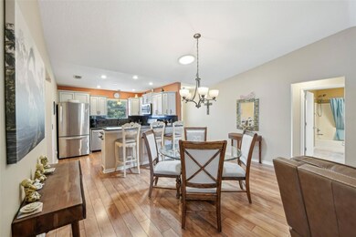 8039 SE 174th Belhaven Loop, The Villages, FL 32162 - photo 7