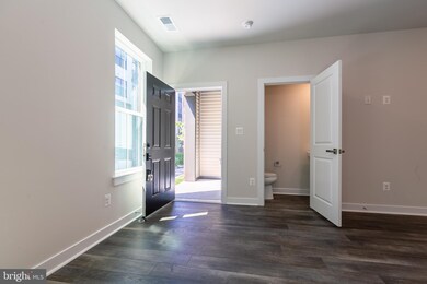 2328 Water Promenade Ave, Hunter Mill, VA 20171 - photo 4