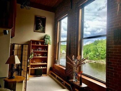 Rivermoor Landing unit 49, Newmarket, NH 03857 - photo 6