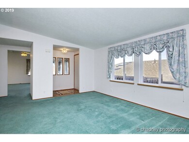 924 SW Fox Place unit 48, Troutdale, OR 97060 - photo 4