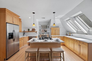 2 Gardner Rd unit 3, Brookline, MA 02445 - photo 2