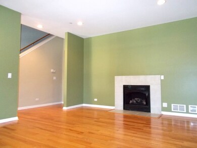 1766 Tudor Ln, Northbrook, IL 60062 - photo 2