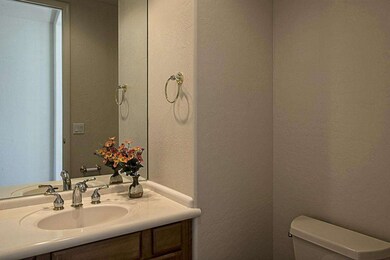 006_Powder Room