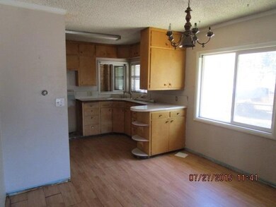 1332 Division St, Klamath Falls, OR 97601 - photo 5