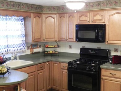 21 Scott Dr, Riverside, RI 02915 - photo 3