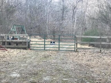 ENTRANCE TO PROPERTY