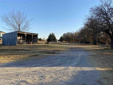 6719 W 9th St, Cushing, OK 74023 - photo 4
