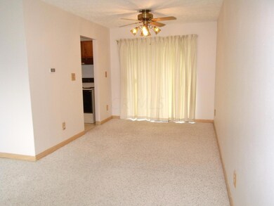 4938 Silverton Dr, Columbus, OH 43232 - photo 5