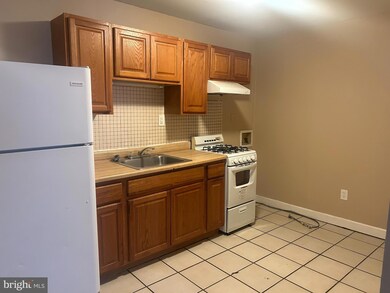 34 Washington St unit 2A, Mount Holly, NJ 08060 - photo 3