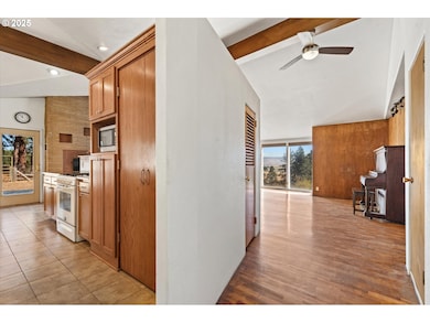 63881 Lester Rd, La Grande, OR 97850 - photo 7