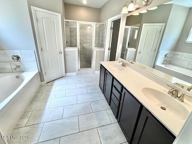 4335 Davall Cir, Olive Branch, MS 38654 - photo 6