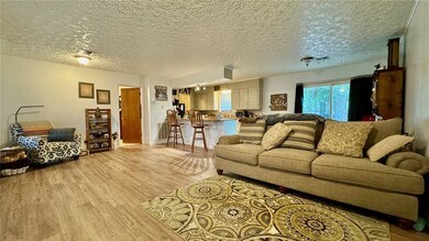 301 W Decherd, West side of Duplex