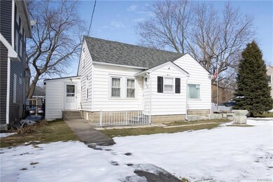 874 Lee Ave, North Tonawanda, NY 14120 - photo 2