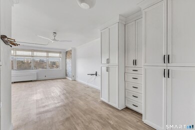 Embassy Towers unit 12H, Bridgeport, CT 06604 - photo 5