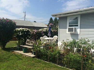 667 Succotash Rd, Wakefield, RI 02879 - photo 7