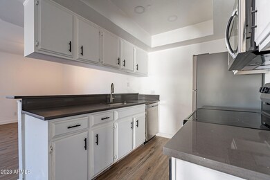 8814 N 8th St unit 204, Phoenix, AZ 85020 - photo 3