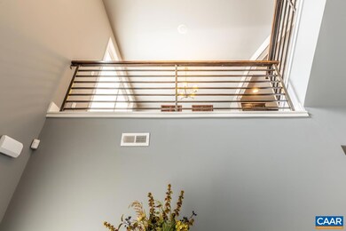 609 Lochlyn Hill Dr, Charlottesville, VA 22901 - photo 7