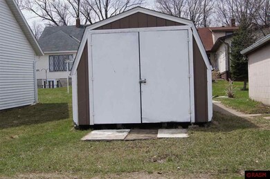 1518 N Minnesota St, New Ulm, MN 56073 - photo 2