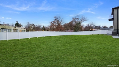 342 E 234th St, Bronx, NY 10470 - photo 4