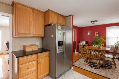 83 Sassamon Ave, Milton, MA 02186 - photo 4