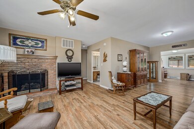 89 Lakeshore Dr, Kimberling City, MO 65686 - photo 5