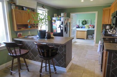 Breakfast bar