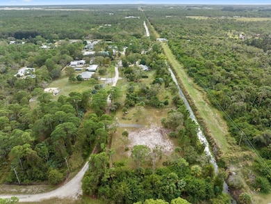 4911 Grovers Rd, Lakewood Park, FL 34951 - photo 5